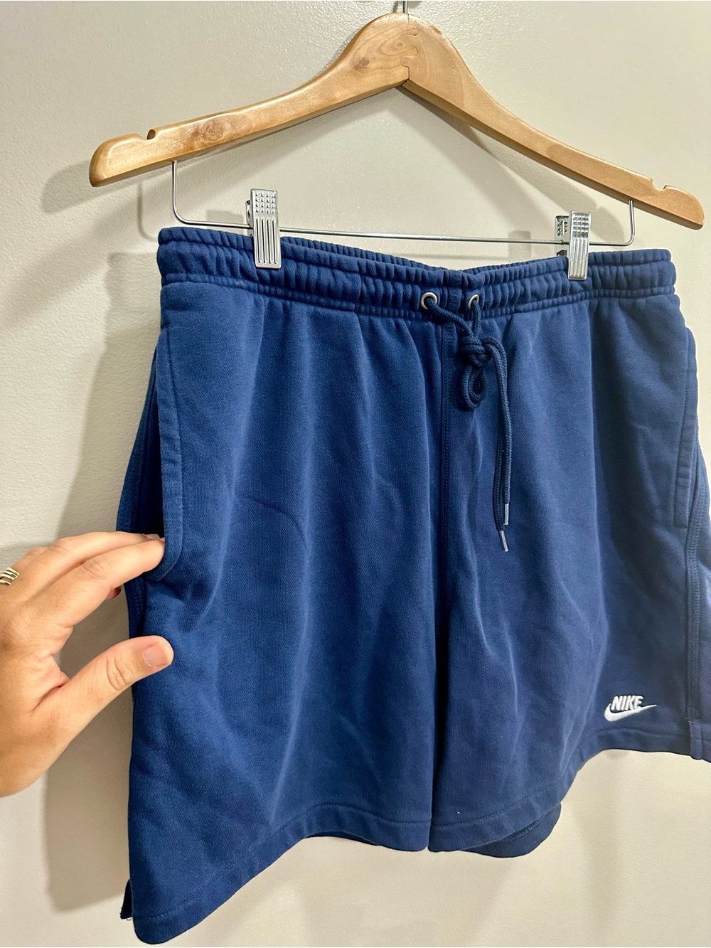 Nike Men's Club French Terry Flow Blue Shorts Size M - Picture 3 of 7